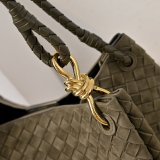 Bottega Veneta Intrecciato Parachute Large handbag suede