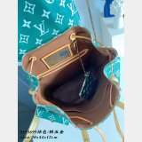Louis Vuitton M55699 Christopher MM Monogram Taurillon Leather Bags