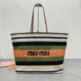 TOP MIU MIU Raffia-effect woven tote bag 5BG228