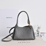 TOP Bottega Veneta Medium Parachute bag