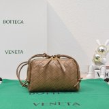 TOP Bottega Veneta Concert Pouch