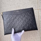 Louis Vuitton Pochette M62937 Clutch Bag