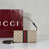 Gucci Small Pouch AAA+ A002KG Strap Plaque Bag