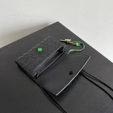 Bottega Veneta Intrecciato Andiamo Pouch