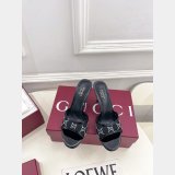 Gucci Women's crystal slide sandal