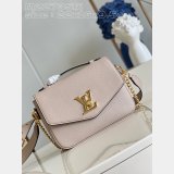 Luxuryin Focuses Oxford Lockme Louis Vuitton Replica M22735 Bag
