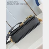 Replica Louis Vuitton Pochette Métis East West M46595 Perfect Bag